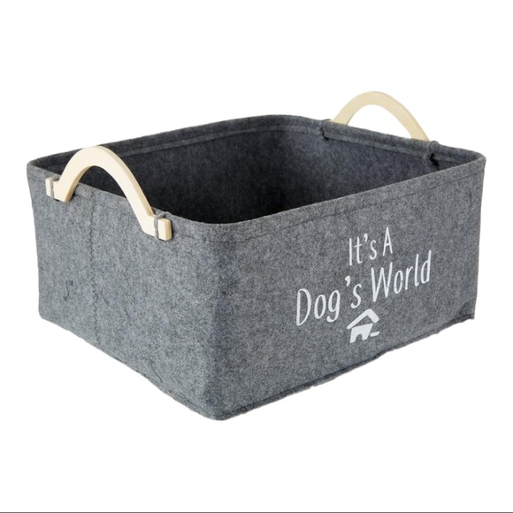 Canvas ‘It’s a Dog's World’ Pet Toy And Storage Bin with Handles NWT - Picture 1 of 1
